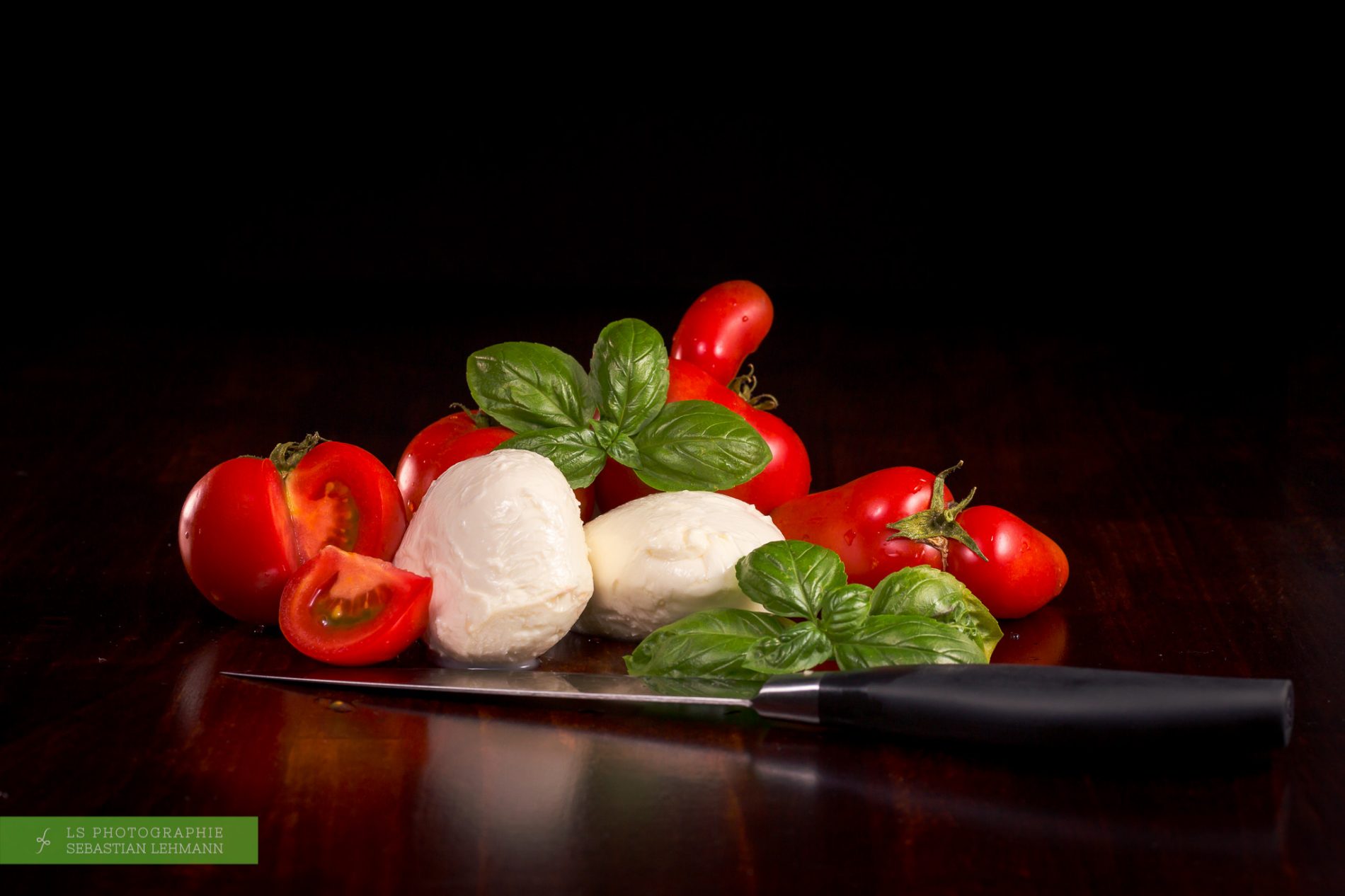 Fotograf Düren Produktfoto Tomate Mozzarella Basilikum