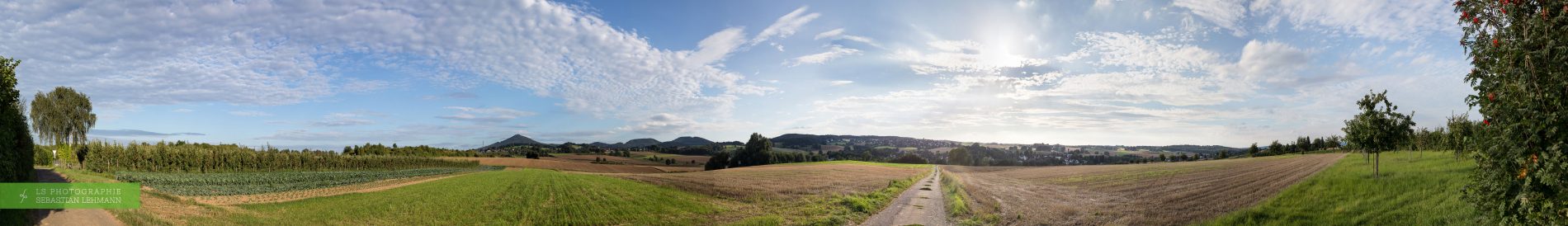 Fotograf Düren - Panorama des Siebengebirges von Koenigswinter-Bockeroth aus gesehen