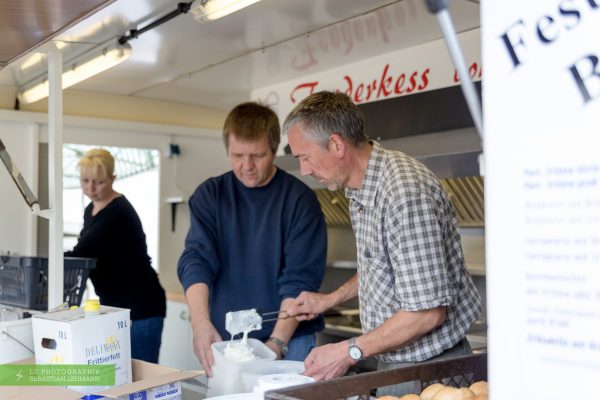 Fotograf-Düren-Aufbau-Feuerwehrfest-Bockeroth-2016