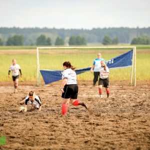 Deutsche-Meisterschaft-Matschfussball-2016-Wöllnau