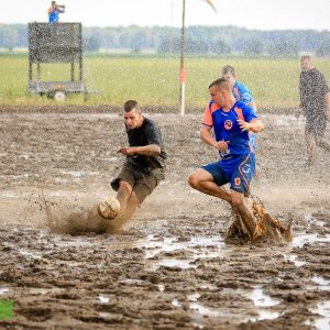 Deutsche-Meisterschaft-Matschfussball-2016-Wöllnau