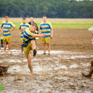 Deutsche-Meisterschaft-Matschfussball-2016-Wöllnau