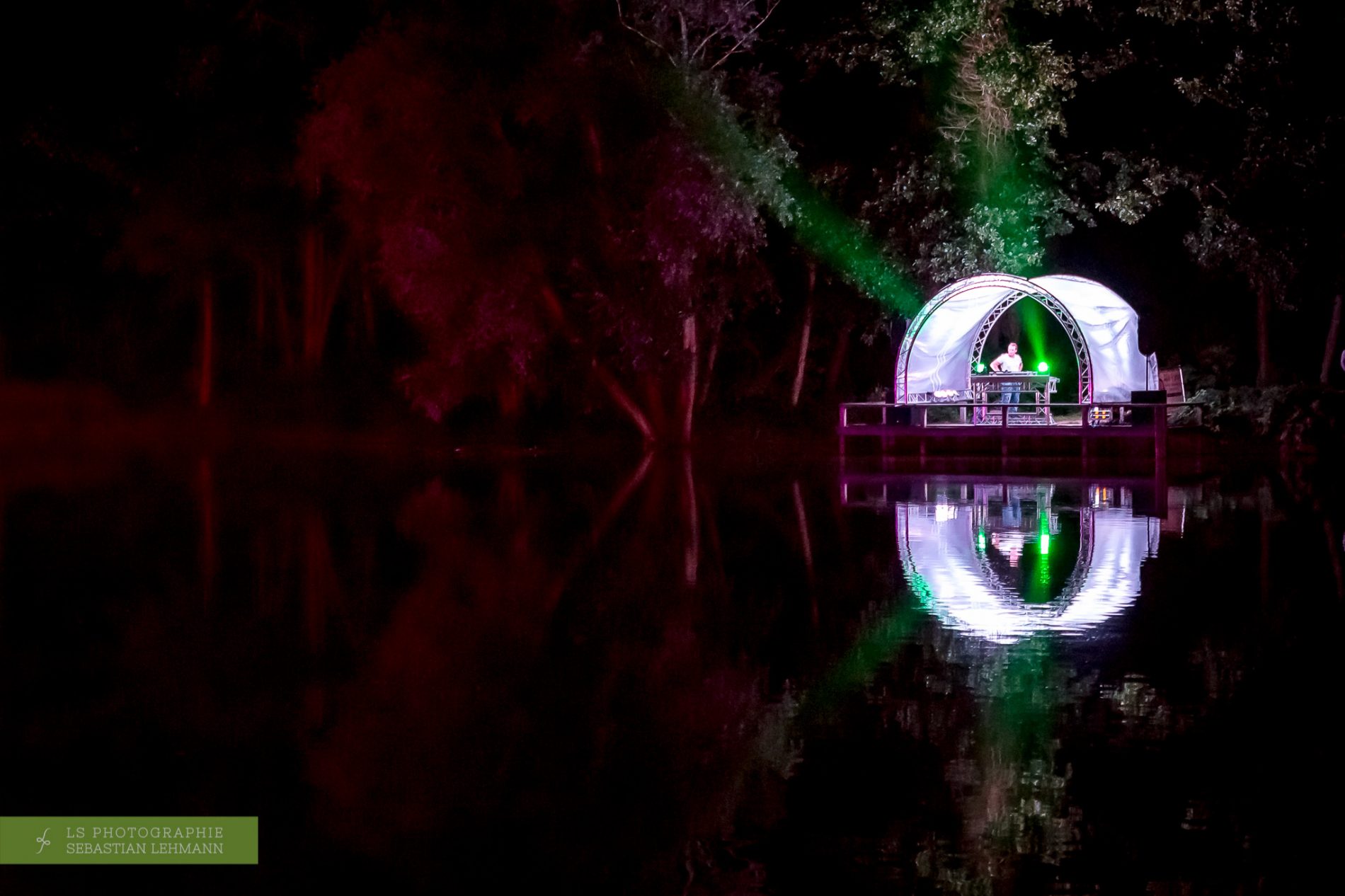 Fotograf Düren - Lichtspektakel auf der Fjoertoer in Renesse