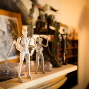 Animationsstudien an der Gilederpuppe. Künstlerportrait von Linestyle Artwork in Hove durch LS Photographie Düren